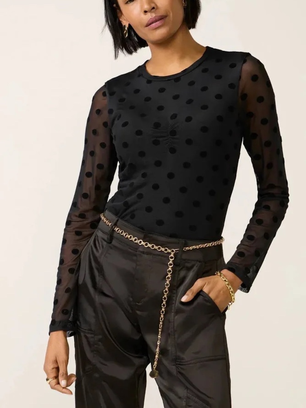 Evereve Black Polka Dot Long Sleeve Twist Front Tee